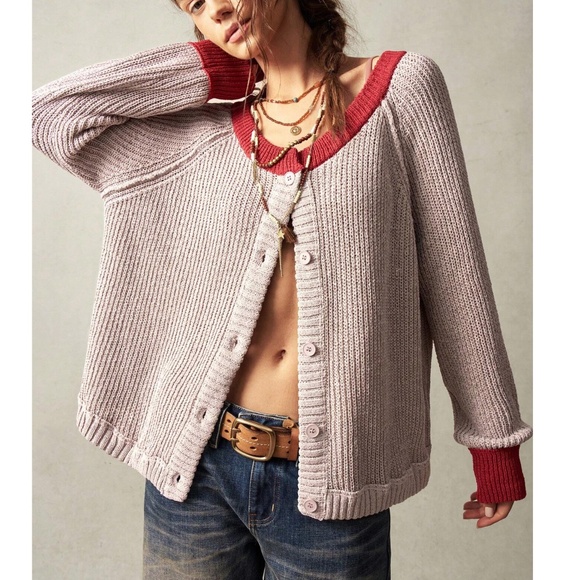 Cozy Color Block Button Down Oversized Cardigan - Picture 2 of 7